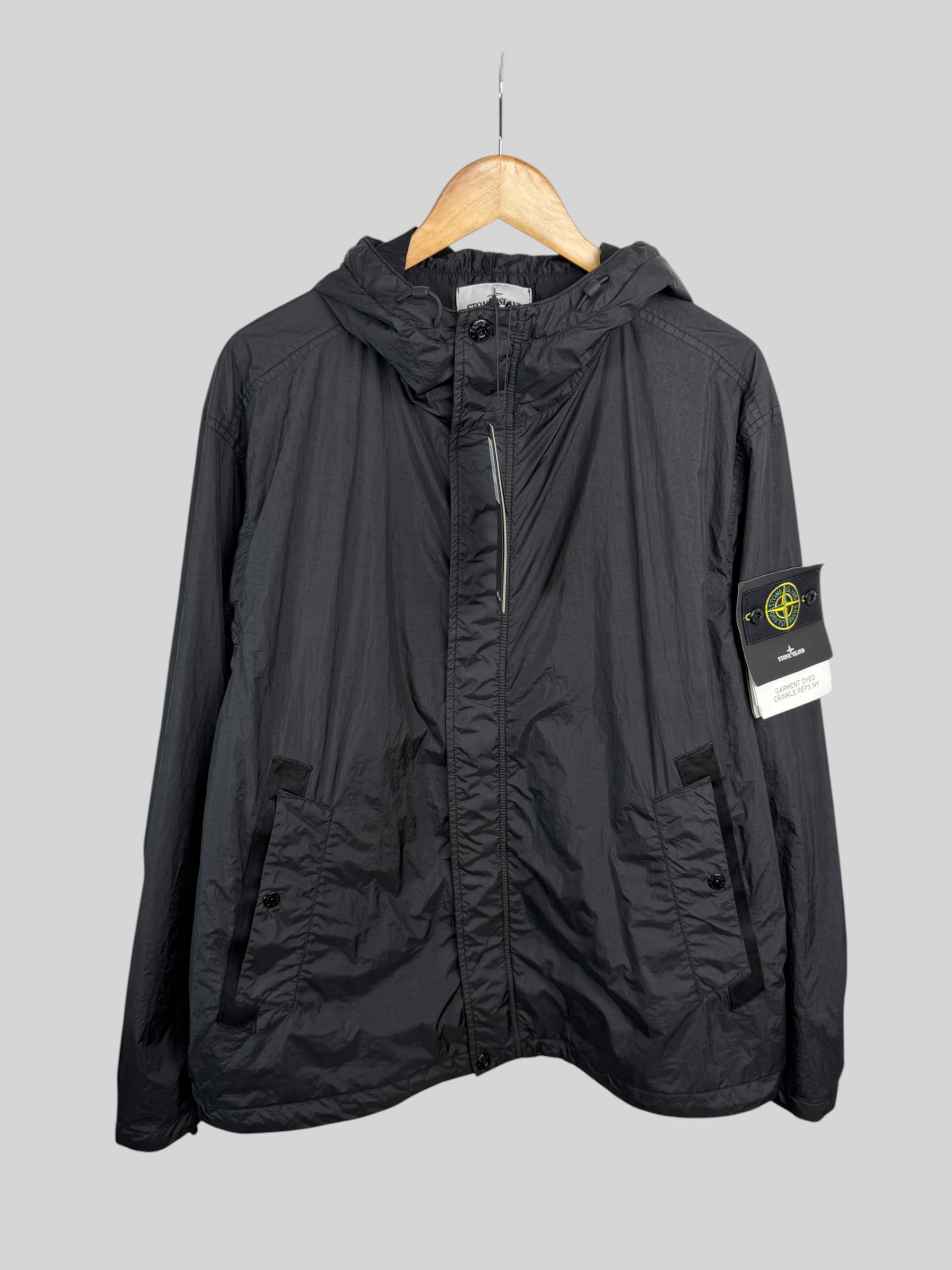 【STONE 】 GARMENT DYED CRINKLE REPS Stone Island Garment Dyed Crinkle Reps NY – Casuals Warehouse Clothing