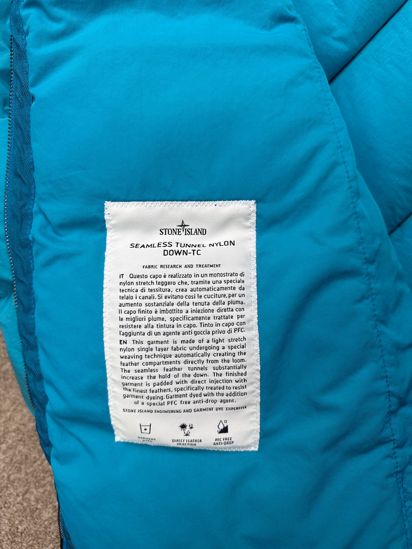 Stone Island Seamless Tunnel Nylon Down TC Jacket