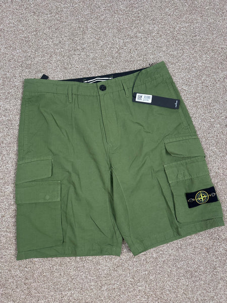 Stone Island Bermuda Comfort Cargo Shorts - W34” - BNWT