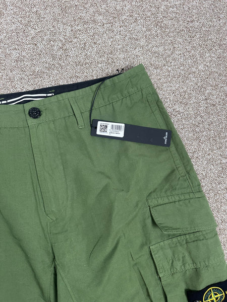 Stone Island Bermuda Comfort Cargo Shorts - W34” - BNWT