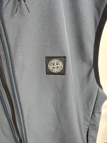 Stone Island Light Soft Shell R W/Packable Hood - BNWT (L)