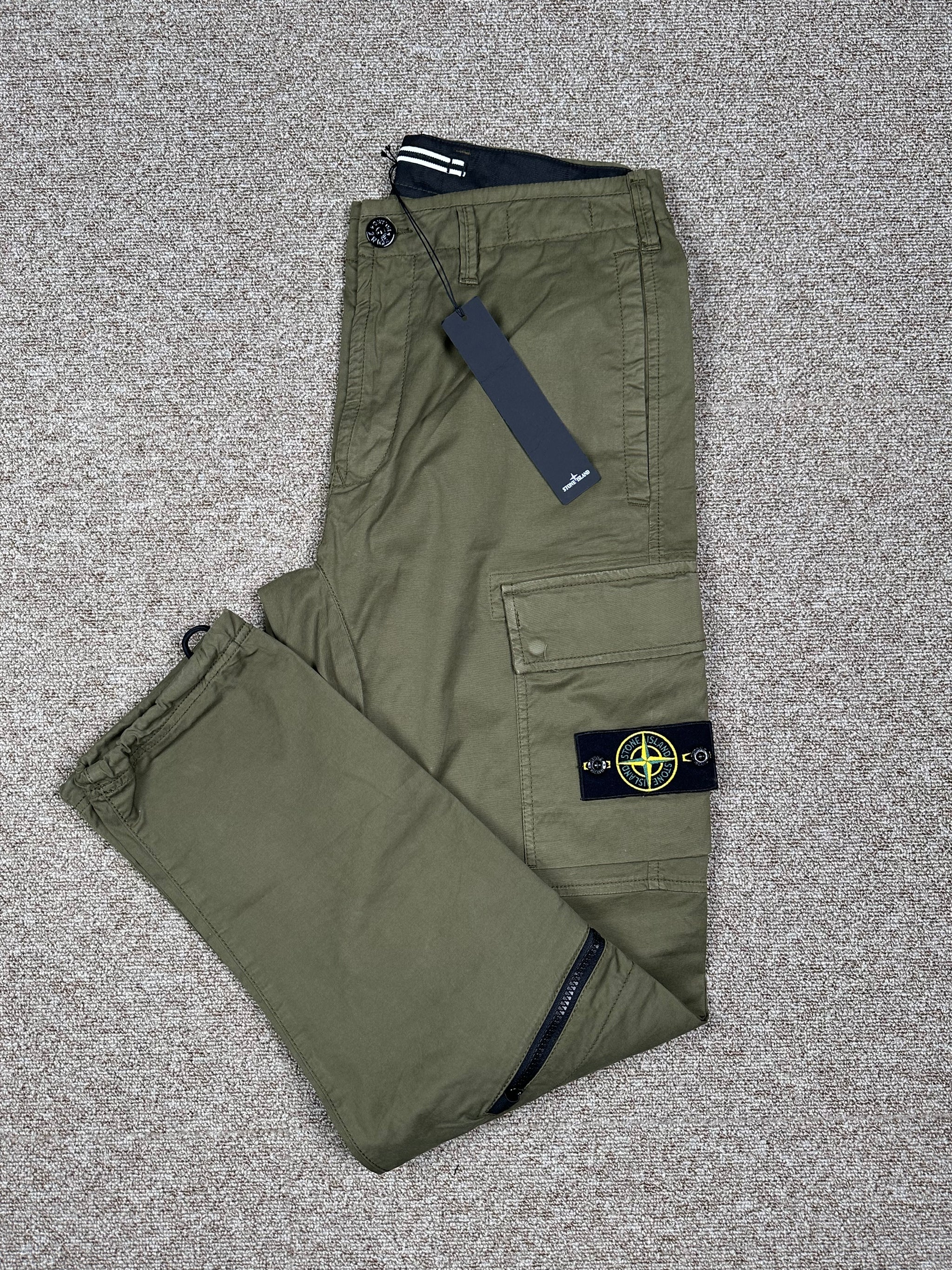 971E8C6B-F7D0-437E-B74F-