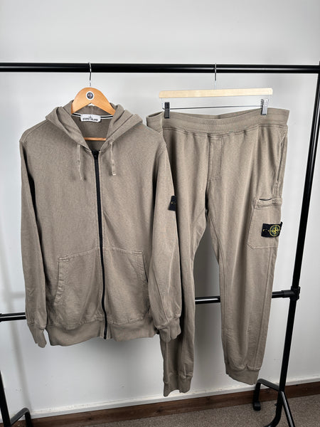 Stone Island Tracksuit (XXL)