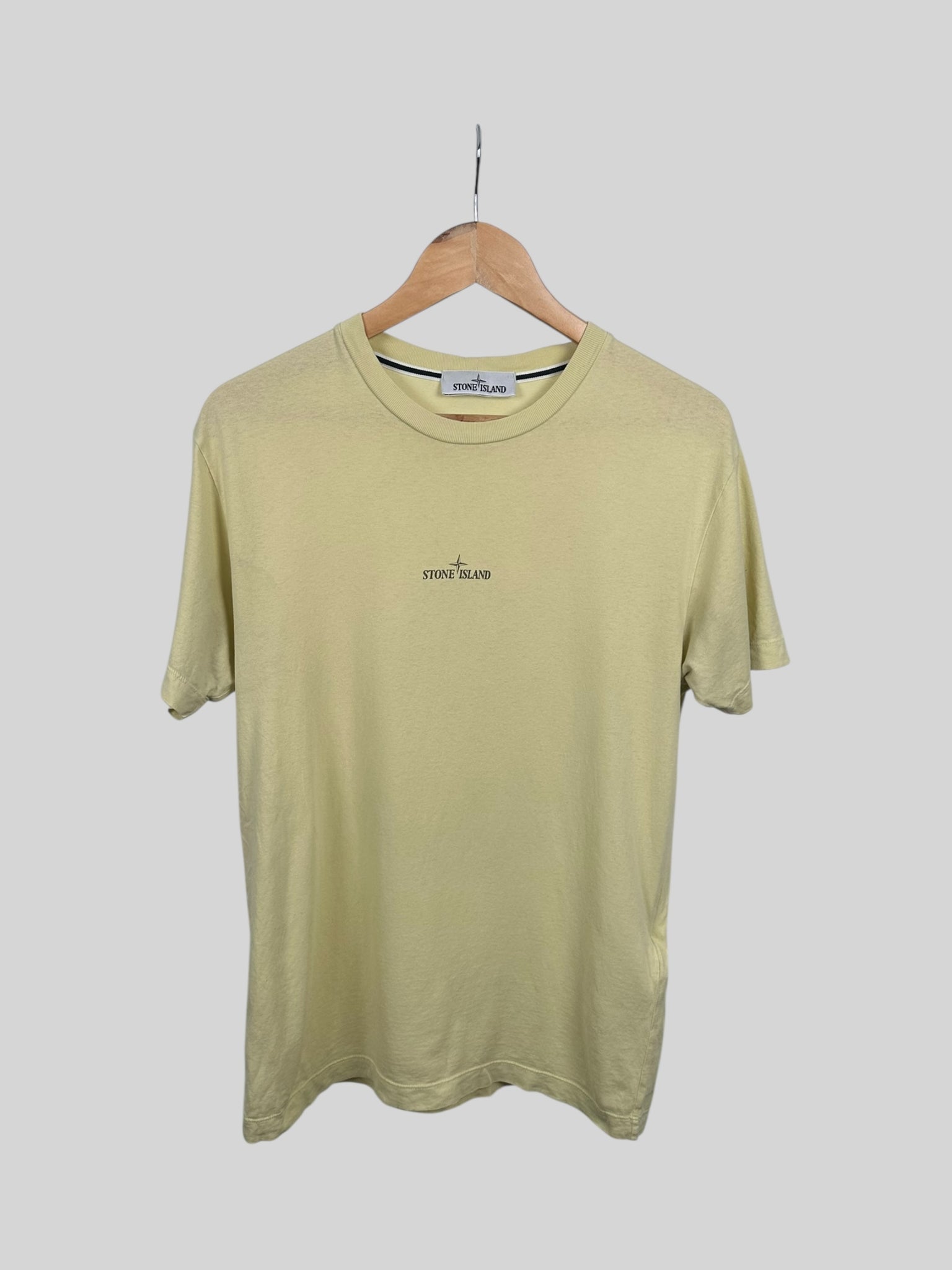 Stone Island Graphic T-Shirt - Medium